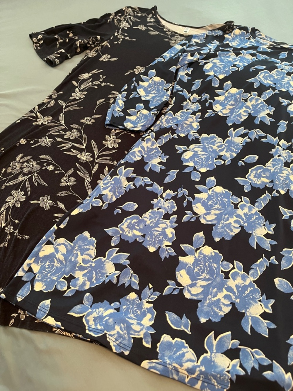 Floral Print Home Bedding Cover - Navy with Light Blue Flowers